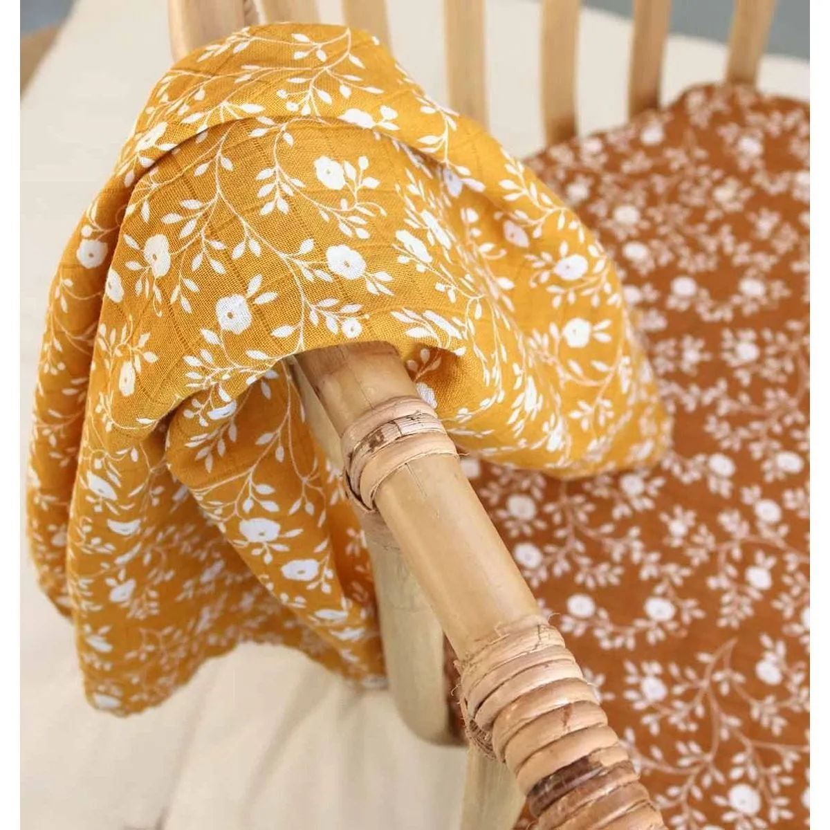 A Little Lovely Company Muslin Cloth Set of 2: Blossom - Caramel