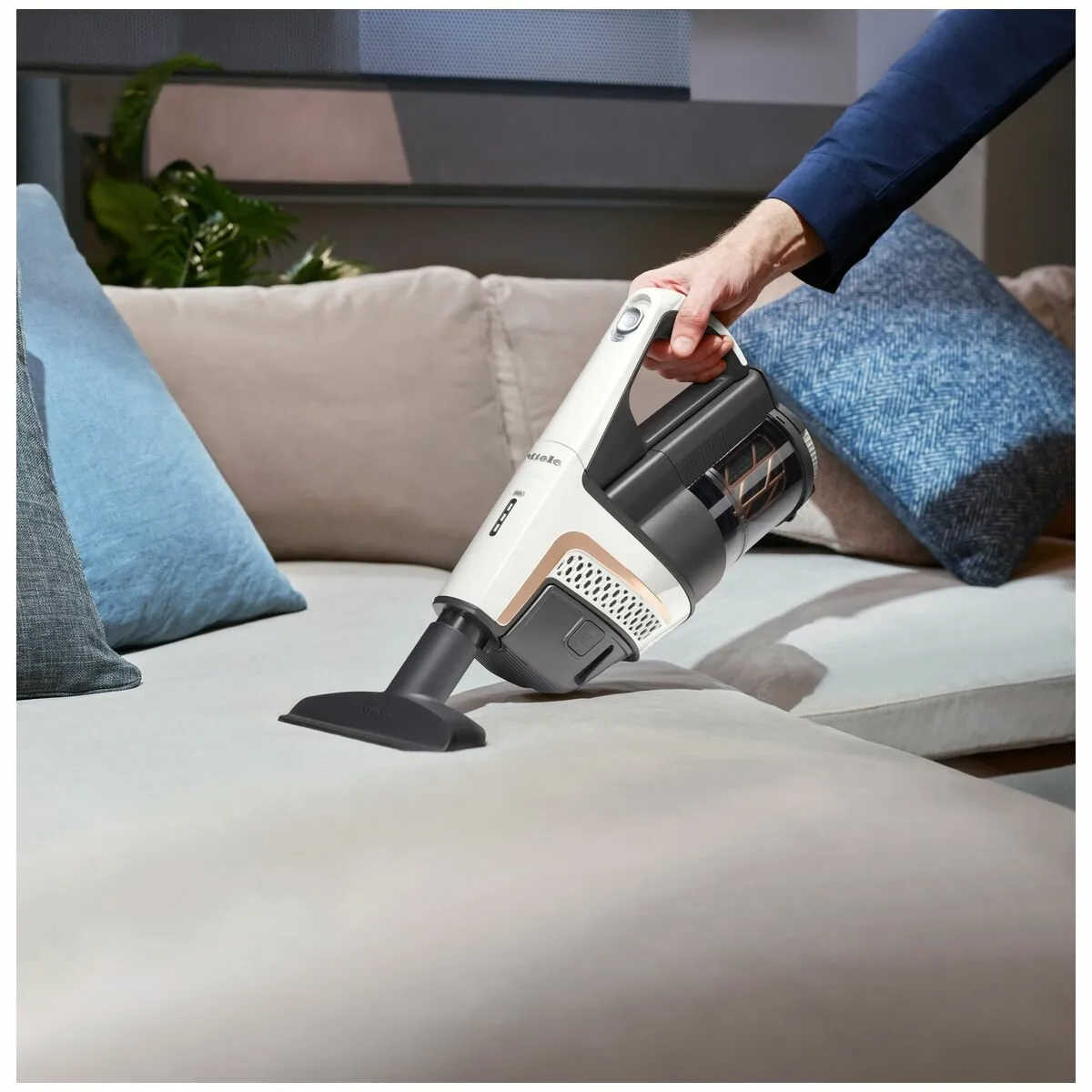 Miele Triflex HX2 Stick Vacuum Lotus White 11827130