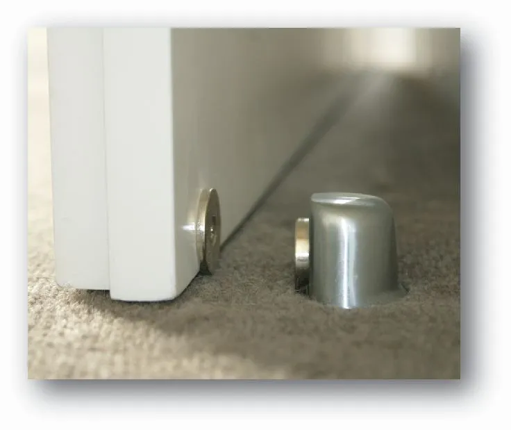 Superior Brass Door Stop - Magnetic SC 45mm